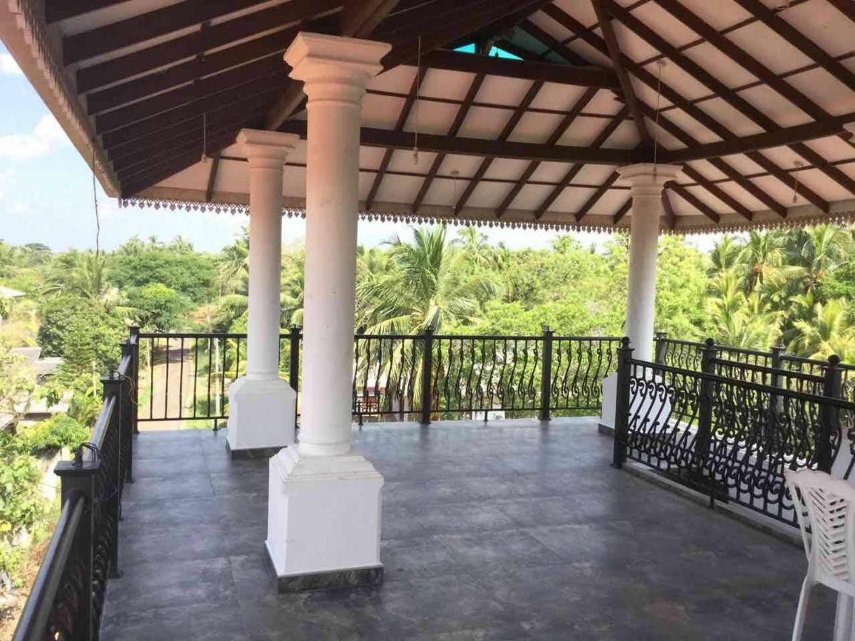 Why Not Palace Anuradhapura Kültér fotó
